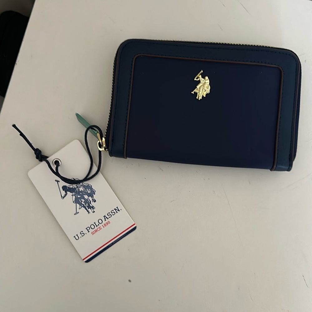 U.S. POLO ASSN. never used wallet